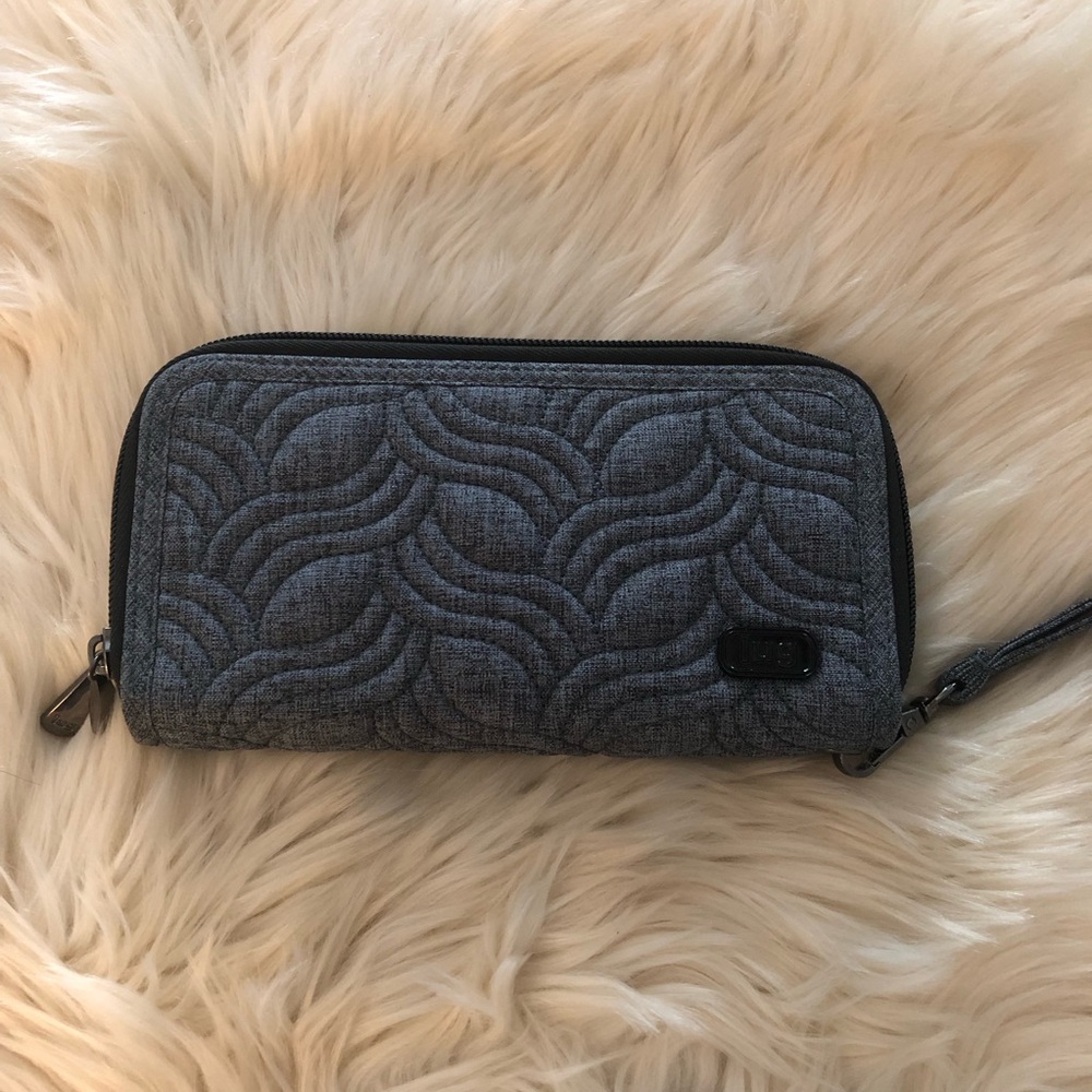 Lug heather gray quilted Splits XL wallet wristlet